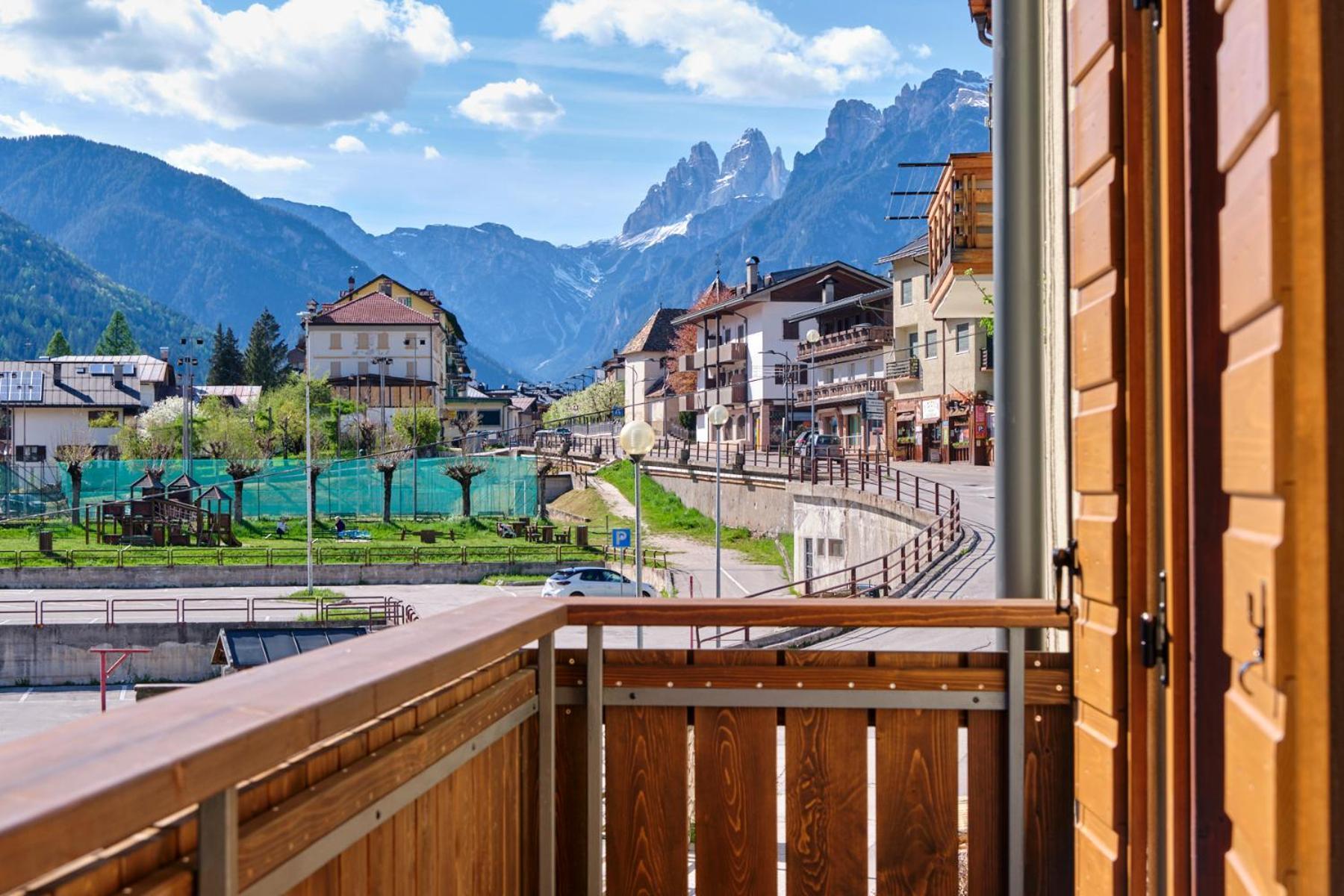 Piano Terra Vista Lago Auronzo di Cadore Exteriér fotografie